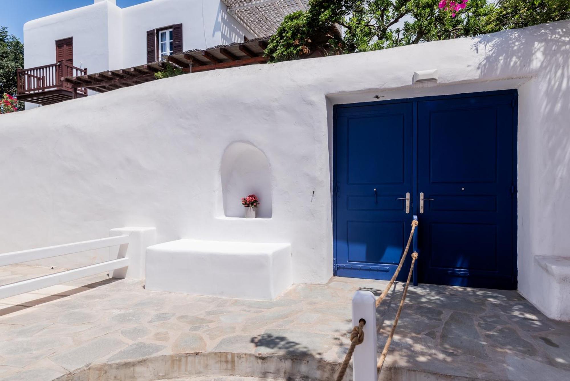 Olive Tree & Capari Mykonos Town Homes & Apartments With Pool! Kültér fotó